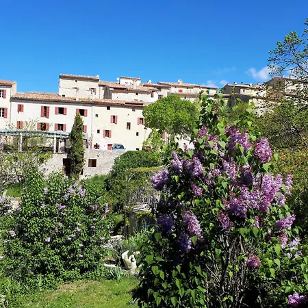Prázdninový areál Vvf Drome Provence 3*